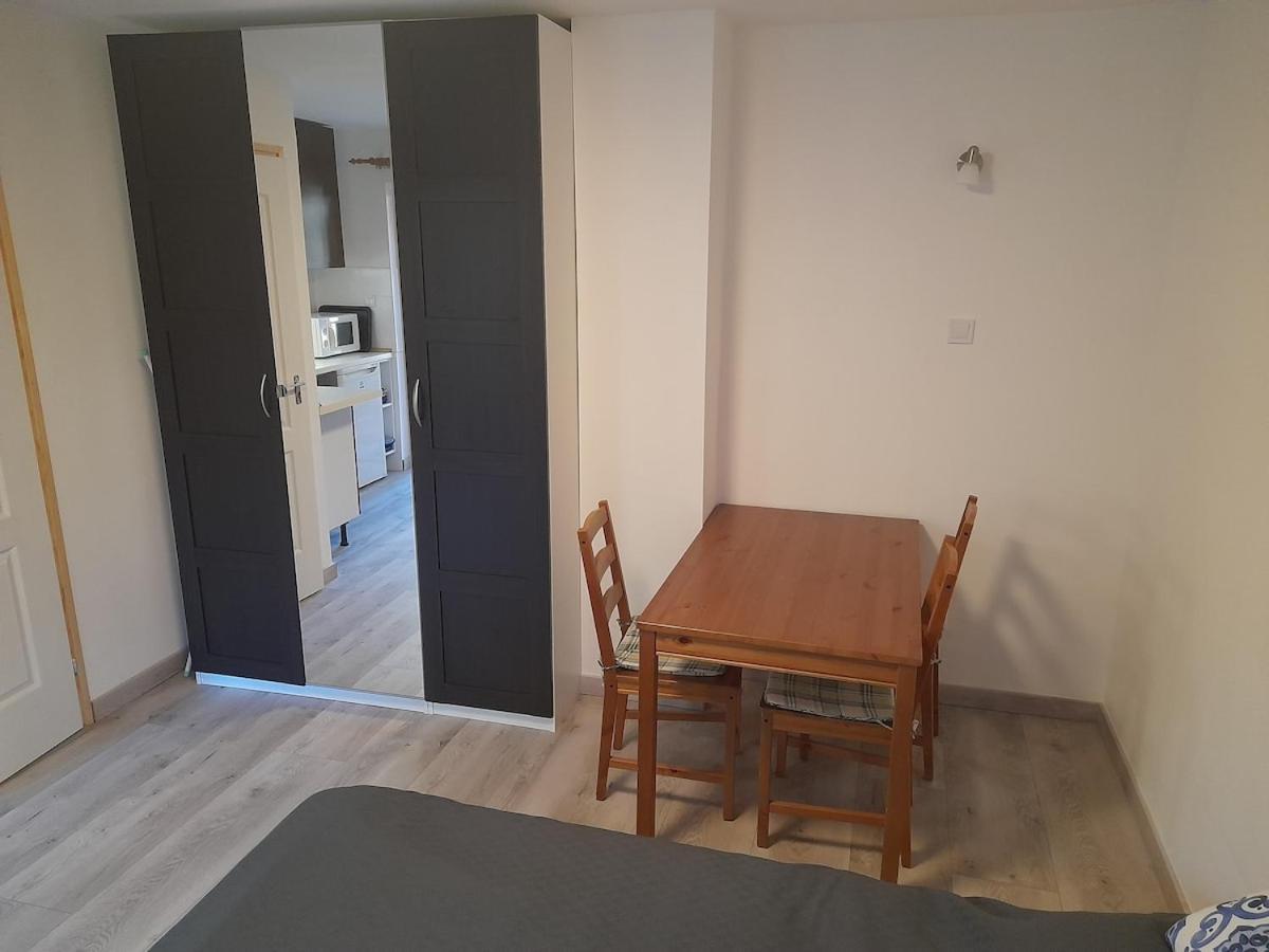 Ujkishaz - Appartamento Budapest